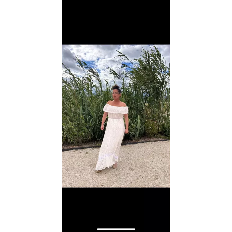 Robe longue brodée